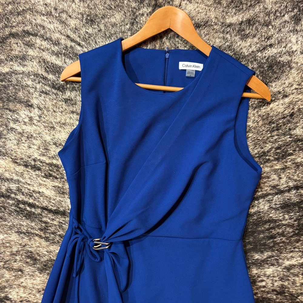 Women’s Blue Calvin Klein Dress Size 12, Beautiful Blue Sleeveless Wrap Dress - Picture 3 of 12